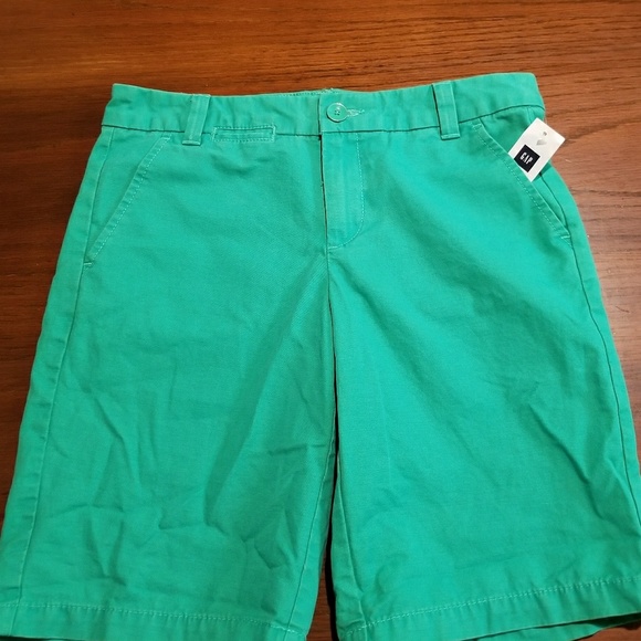 🛑SOLD🛑{GAP} Boyfriend Shorts - Picture 3 of 6